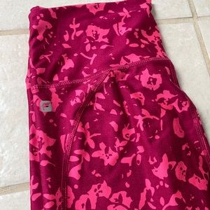 Fabletics powerhold legging, highrise, size M
